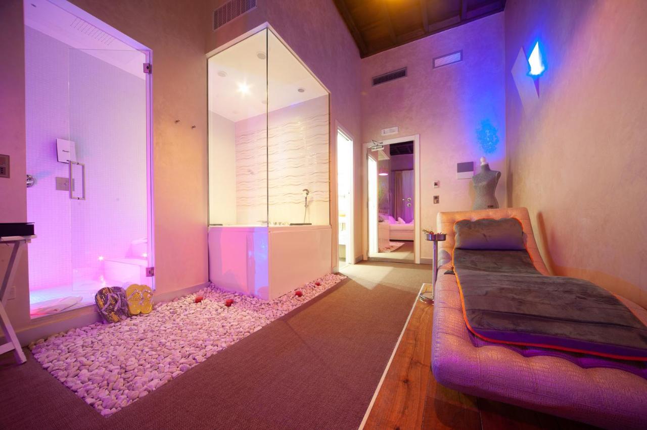 Irooms Jacuzzi 2* Rom